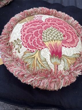 Round Decorative Accent Pillow in Pink Floral Print with Fringe Bella Rosa NWTs.